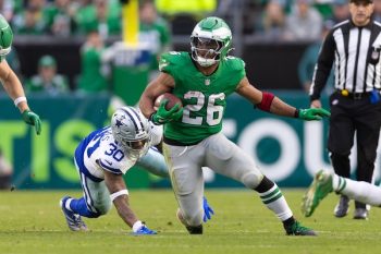 Philadelphia Eagles running back Saquon Barkley runs the ball.
