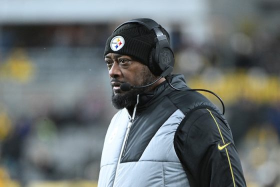 Pittsburgh Steelers head coach Mike Tomlin stands on the sidelines.