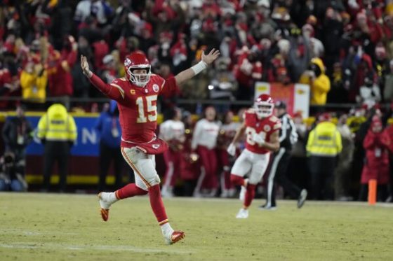 Super Bowl 2025 Odds: Chiefs Open As 1.5-Point Favorites Over Eagles
