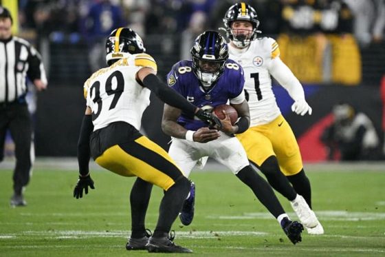 NFL Wild Card Fans Respond To Lamar Jackson, Baltimore Ravens Running Past Pittsburgh Steelers Early, Often