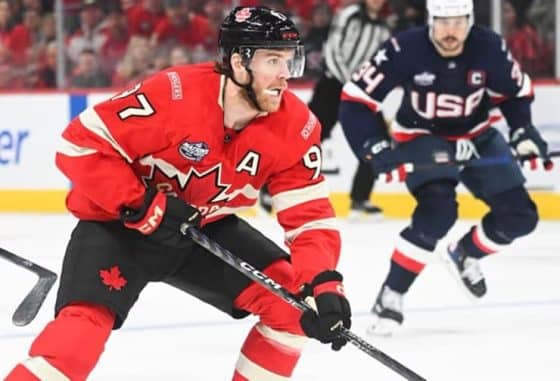 4 nations connor mcdavid skating (1)