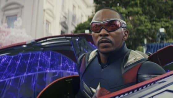 Anthony Mackie holds his shield in Captain America: Brave New World.