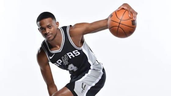 Spurs Fox