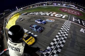 cup chris bell wins at atlanta (1)