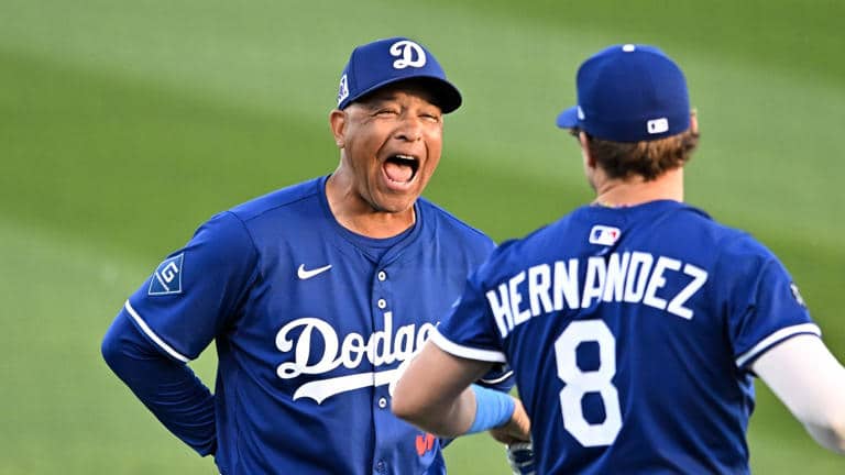 Dodgers Mano fija: Dave Roberts es el gerente mejor pagado de la MLP