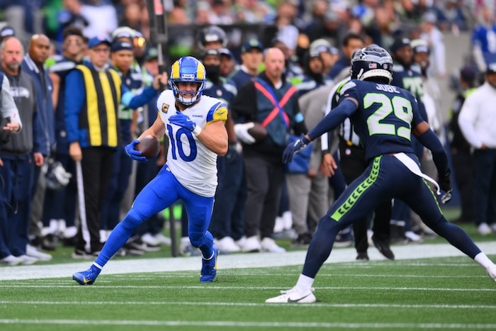 Los Angeles Rams wide receiver Cooper Kupp runs the ball.