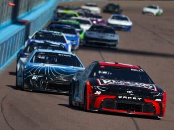 cup christopher bell races at phoenix with byron (1)