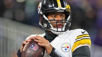 getty-russell-wilson-steelers-ezgif.com-resize