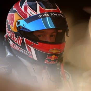 xfinity series connor zilisch wins cota race (1)