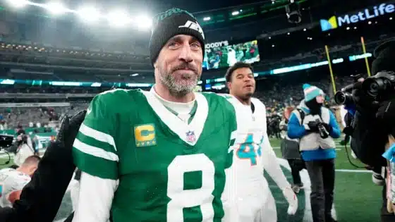 Aaron Rodgers, Steelers Relationship Gaining Traction In Recent Days