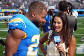 Tracy Wolfson sideline reporter