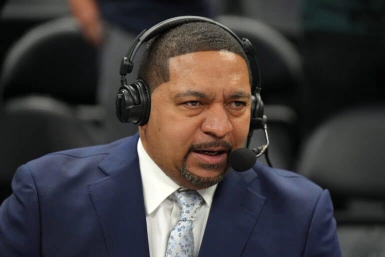 Mark Jackson on the mic.