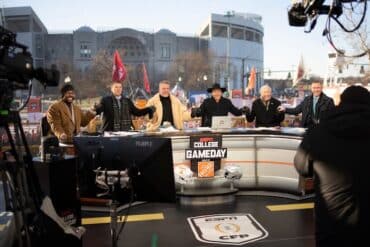 The cast of College GameDay sits down.