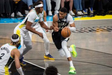 Giannis Antetokounmpo, Milwaukee Bucks
