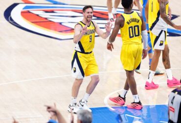 TJ McConnell during Finals