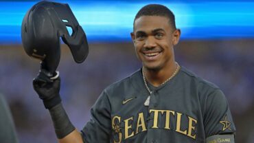 MLB Same Game Parlay: White Sox vs. Mariners for 8/7 | +240 Value