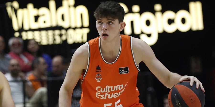 NBA Draft 2026: Evaluating Sergio De Larrea’s Hot Season Start