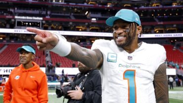 NFL Insider Says Raiders Could Trade For Tua Tagovailoa Ahead Of Deadline