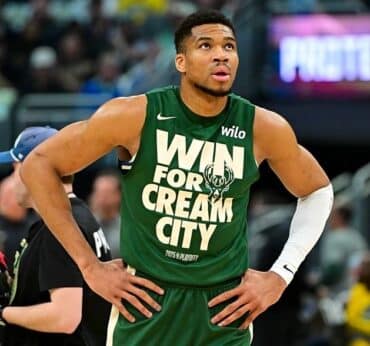 Giannis Antetokounmpo Trade Rumors Heating Up Amid Milwaukee Bucks Losing Streak