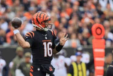 Joe Flacco throws the ball.