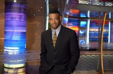Stuart Scott poses on SportsCenter.