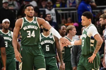 Giannis Antetokounmpo, Ryan Rollins - Milwaukee Bucks