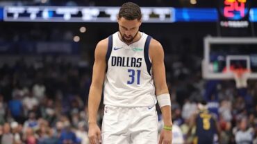 Mavericks Rumors: 3 Reasons Why Klay Thompson Should Be Traded