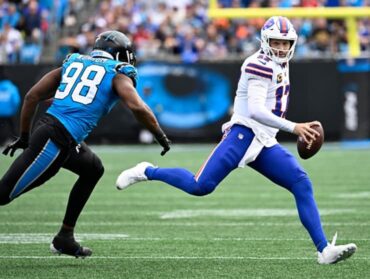 Carolina Panthers Notebook: When Will OLB D.J. Wonnum Break Sack-Less Slump?