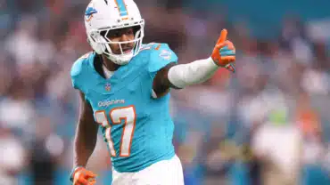 Jaylen Waddle Addresses Trade Rumors, Happy To Be With Miami Dolphins