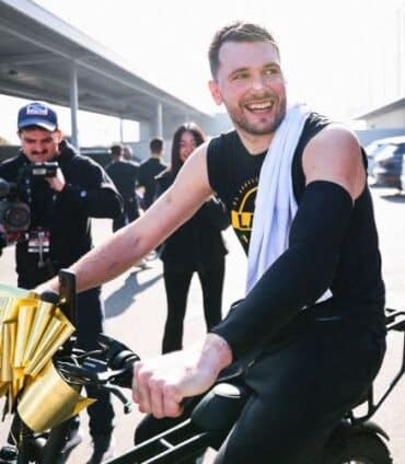 Luka Doncic Spent Over $340K On 103 E-Bikes For Lakers Teammates, Staff