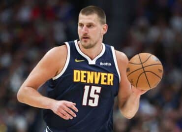 Denver Nuggets Nikola Jokic Out At Least 4 Weeks With Hyperextended Left Knee
