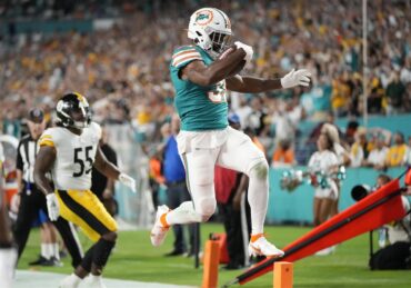 Steelers vs. Dolphins Prediction: Odds, Picks and MNF Betting Preview for Dec. 15
