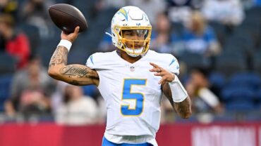 Chargers Depth Chart: Los Angeles To Sit Justin Herbert, Start Trey Lance In Week 18