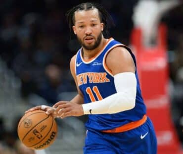 WATCH New York Knicks Star Jalen Brunson Surprises Youngest Fan