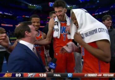WATCH Thunder Stars Give Shout Out To Nick Gallo For AT&T Commercial