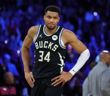 Warriors Trade Rumors Giannis Antetokounmpo Won't Come Cheap