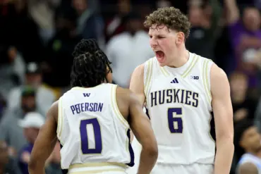 Image via UW Dawg Pound