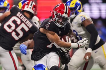 NFL Monday Night Football Fans Respond To Bijan Robinson, Atlanta Falcons Bucking Los Angeles Rams