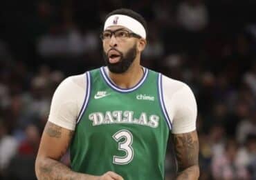 NBA Rumors Anthony Davis' Reps Pushing for Trade Ahead of Deadline
