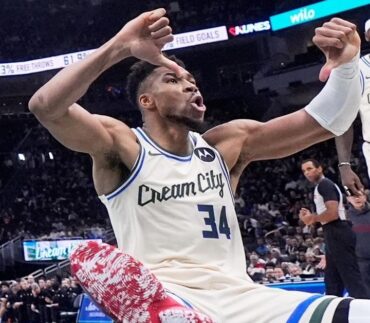 WATCH Giannis Antetokounmpo Boos Bucks Fans Back During Lopsided Loss
