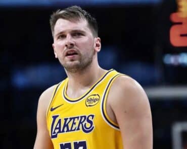 WATCH Lakers Luka Doncic Convinces Ref To Award Him Free Throws Against Grizzlies