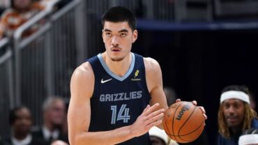 Grizzlies’ Zach Edey To Miss At Least Six More Weeks With Ankle Injury