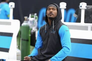 Rico Dowdle wasn't afraid to take a parting shot at the Carolina Panthers after signing with the Pittsburgh Steelers.
