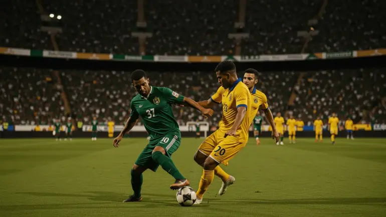 Mexico vs Ecuador World Cup knockout match at Estadio Azteca with tactical midfield battle